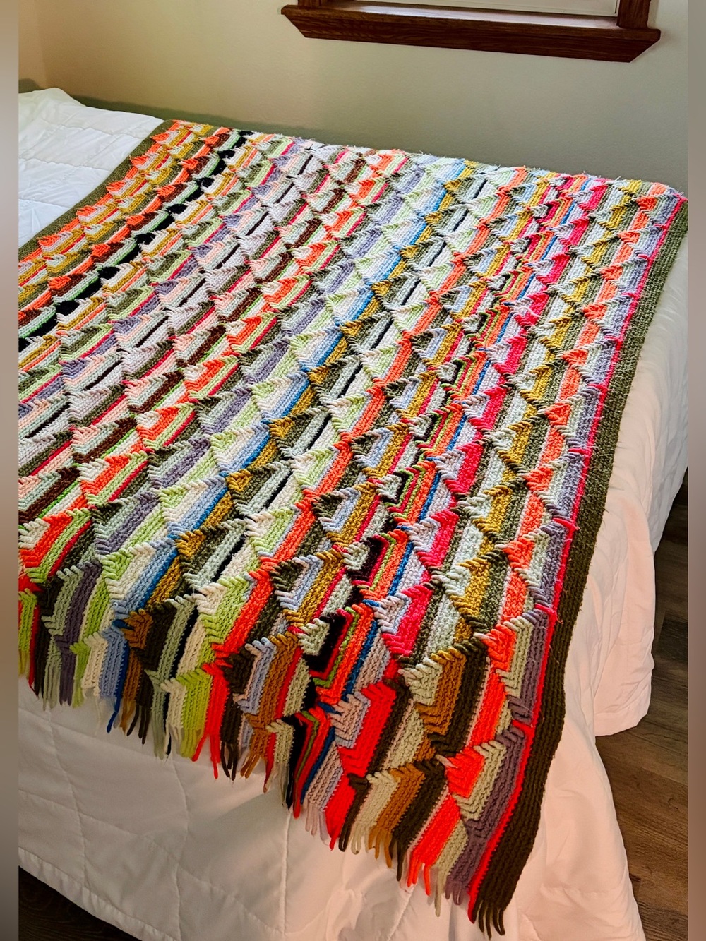 Handmade Crochet Blanket Afghan Navajo-Style Diamond, Apache Tears Stitch 58x48”